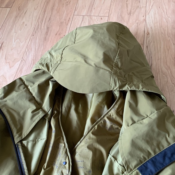 Adidas Myshelter waterproof windbreaker parka/jacket with Stand-Up Collar - Picture 8 of 16